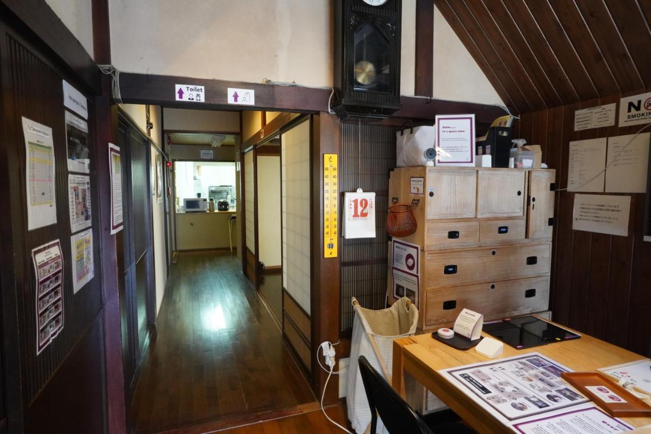 Hostel Murasaki Ryokan Такаяма Экстерьер фото